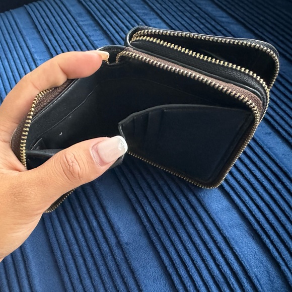 Authentic Coach Brown & Black Wallet - Picture 5 of 7